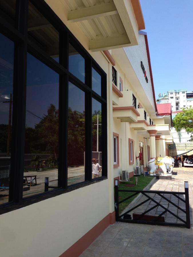 9英里酒店 仰光 外观 照片
